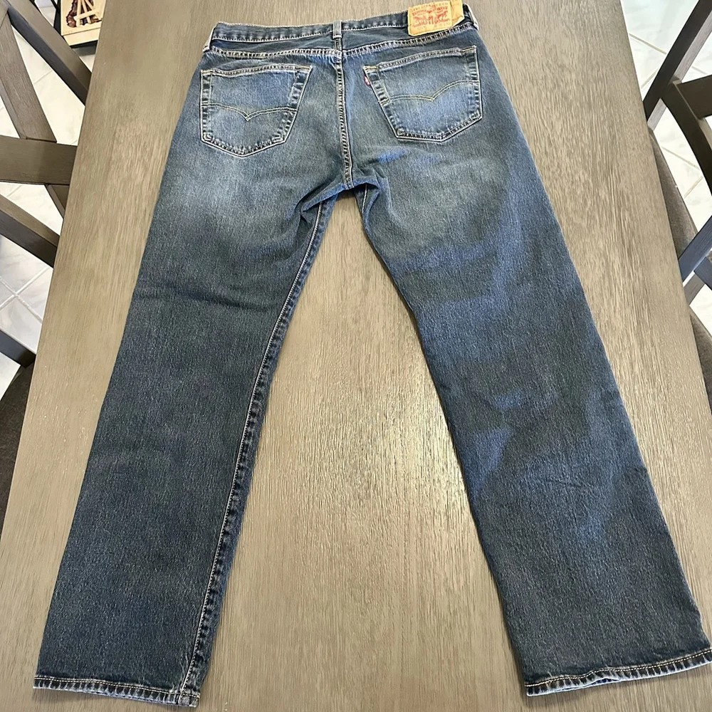 Levi's 501 Men Jeans 36W 32L Button Fly Blue Denim Made In Egypt Measure 36W 30L